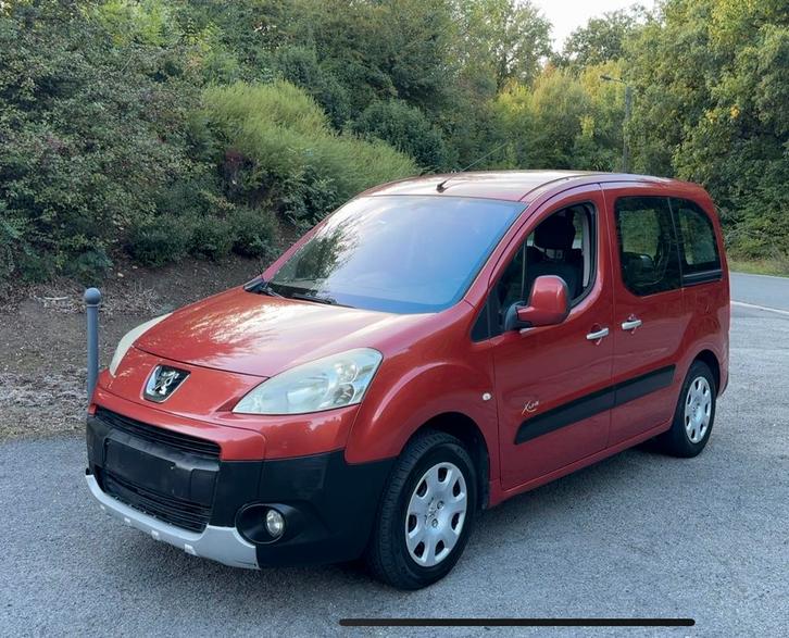 Peugeot partner 1.6hdi 2011 Euro5 X-line, Auto's, Peugeot, Bedrijf, Partner, ABS, Diesel, Euro 5, Ophalen