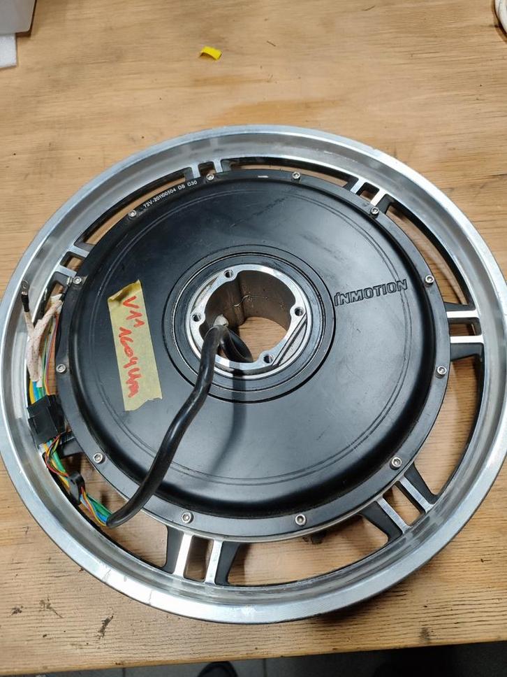 Inmotion v11 motor, Fietsen en Brommers, Fietsen | Eenwielers, Ophalen