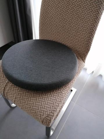 Draaikussen, zitkussen. Diameter 40 cm.  beschikbaar voor biedingen
