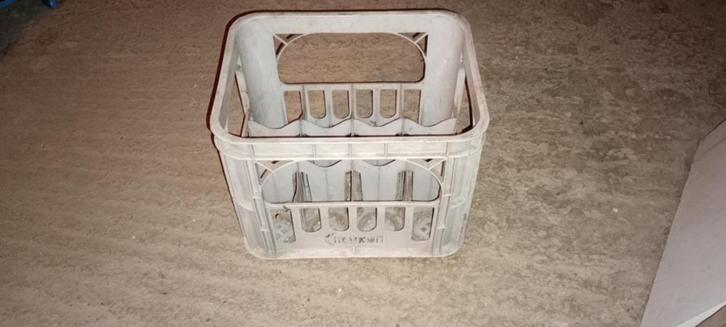 Ancien casier Source eau Chevron, Collections, Marques & Objets publicitaires, Utilisé, Emballage, Enlèvement