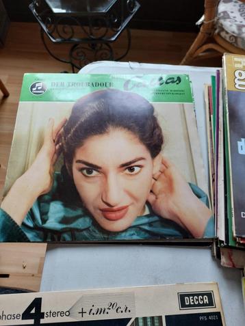 vinyl platen beschikbaar voor biedingen