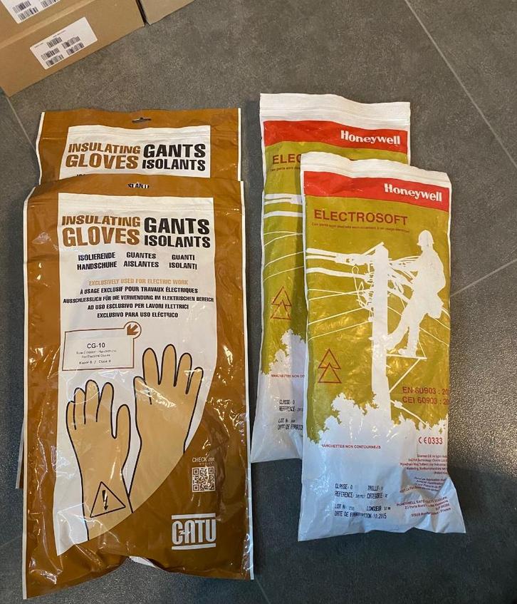 Isolerende handschoen 410 mm klasse 0, Doe-het-zelf en Bouw, Veiligheidskleding, Nieuw, Ophalen