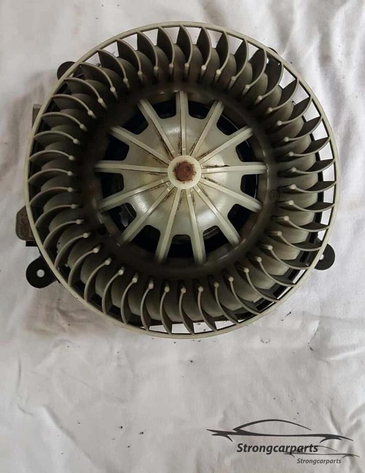 Aanjager Mercedes W211 A2308210251, Autos : Pièces & Accessoires, Climatisation & Chauffage, Mercedes-Benz, Utilisé, Enlèvement ou Envoi