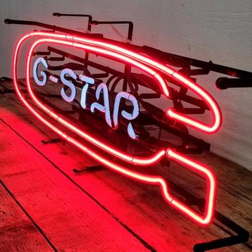 Neon G-star beschikbaar voor biedingen
