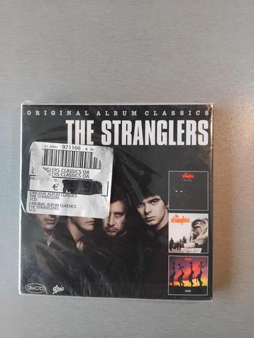 Boîte de 3 CD. Les Stranglers. Album original Classics, scel