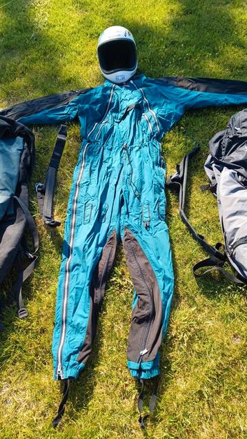 Paraglider independence, Sport en Fitness, Zweefvliegen en Paragliding, Ophalen