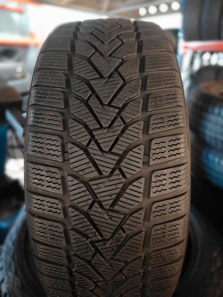 215/45r18 uniroyal 40€ per stuk, Auto-onderdelen, Besturing, Ophalen of Verzenden