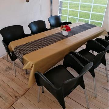 Super veel stoelen beschikbaar voor biedingen