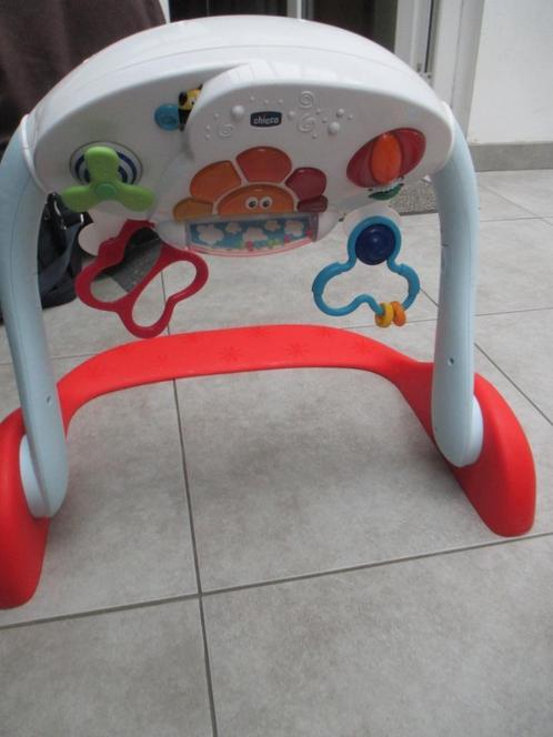 Chico samenplooibare speelboog met geluid en licht, Kinderen en Baby's, Speelgoed | Babyspeelgoed, Gebruikt, Babygym, Met licht
