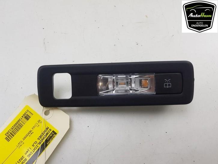 BINNENVERLICHTING ACHTER CLA Shooting Brake (118.6), Auto-onderdelen, Verlichting, Mercedes-Benz, Gebruikt