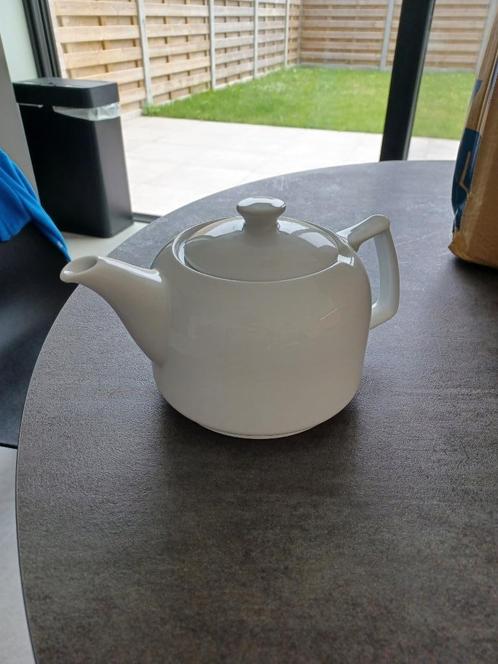 theekan met tassen en teabox, Huis en Inrichting, Keuken | Servies, Zo goed als nieuw, Overige typen, Overige stijlen, Overige materialen