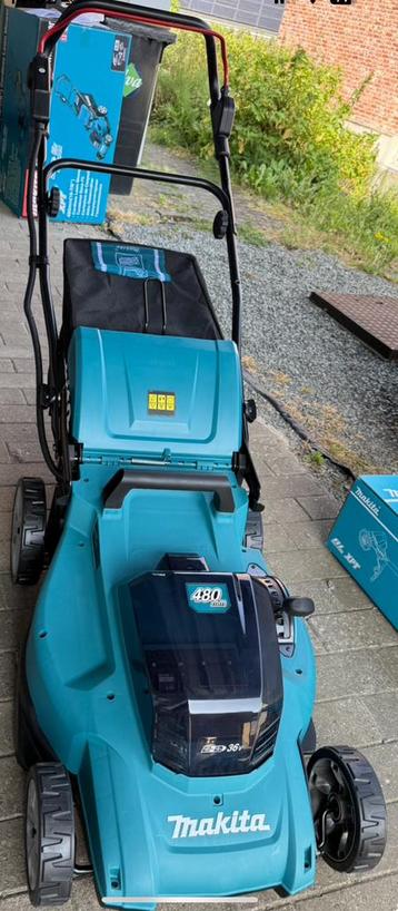 Grasmaaier op accu. Makita DLM480 (TOPAANBIEDING - nieuw), Neuf, Makita- gamma, Tondeuses à gazon sur batterie, 40 à 49 cm