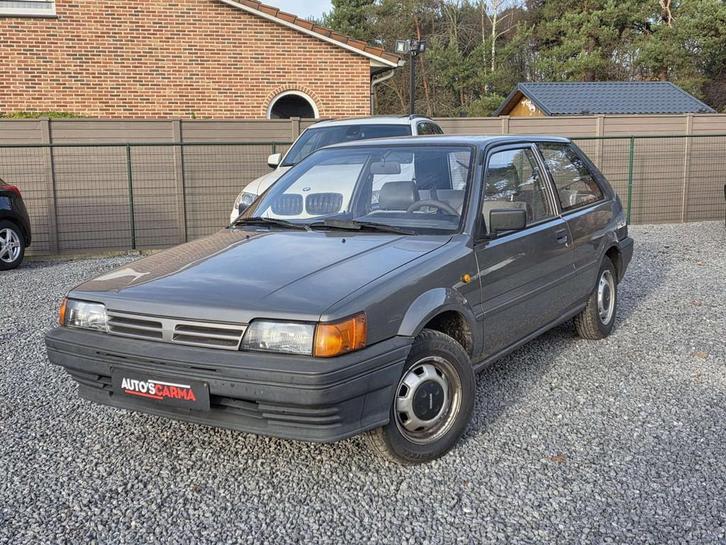 Nissan Sunny Oldtimer Benzine Automaat *, Auto's, Oldtimers, Bedrijf, Te koop, Metaalkleur, Nissan, Benzine, Berline, 3 deurs