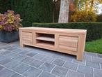 Tv meubel uit massieve teak. Geluchtgomd., Ophalen of Verzenden, Zo goed als nieuw