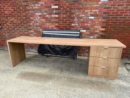 Bureau in zeer mooie staat, Huis en Inrichting, Bureaus, Zo goed als nieuw, Bureau, Ophalen