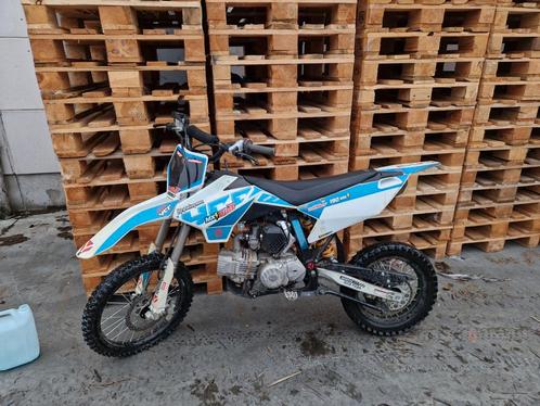 Ycf factory 190 mx pitbike dirtbike crossmotor, Fietsen en Brommers, Brommers | Overige merken, Ophalen