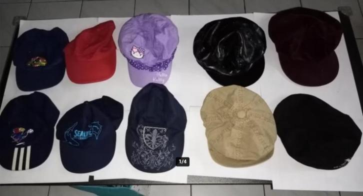 11 petten - dames heren kinderen - 1en2€/stuk, Kleding | Dames, Hoeden en Petten, Gedragen, Pet, Ophalen of Verzenden