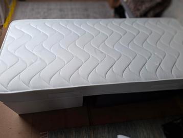 Matras Sleepy Comfort 90 x 200 ongebruikt beschikbaar voor biedingen