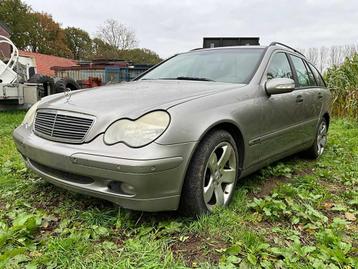 2004 Mercedes-Benz Classe C Combi 200 CDI Voiture de tourism, Autos, Achat, Entreprise, Boîte manuelle, Classe C