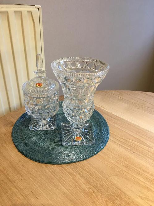 Loodkristallen vaas en bonbonniere., Antiek en Kunst, Antiek | Glaswerk en Kristal, Ophalen