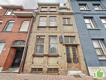 Woning à vendre à Mouscron, 5 chambres beschikbaar voor biedingen