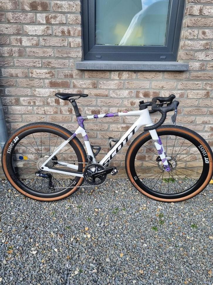 Scott Addict RC en parfait état ! Solde du nouveau rose ️, Vélos & Vélomoteurs, Vélos | Vélos de course, Comme neuf, Autres marques