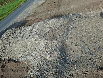 Gratis betonpuin, Enlèvement, Comme neuf