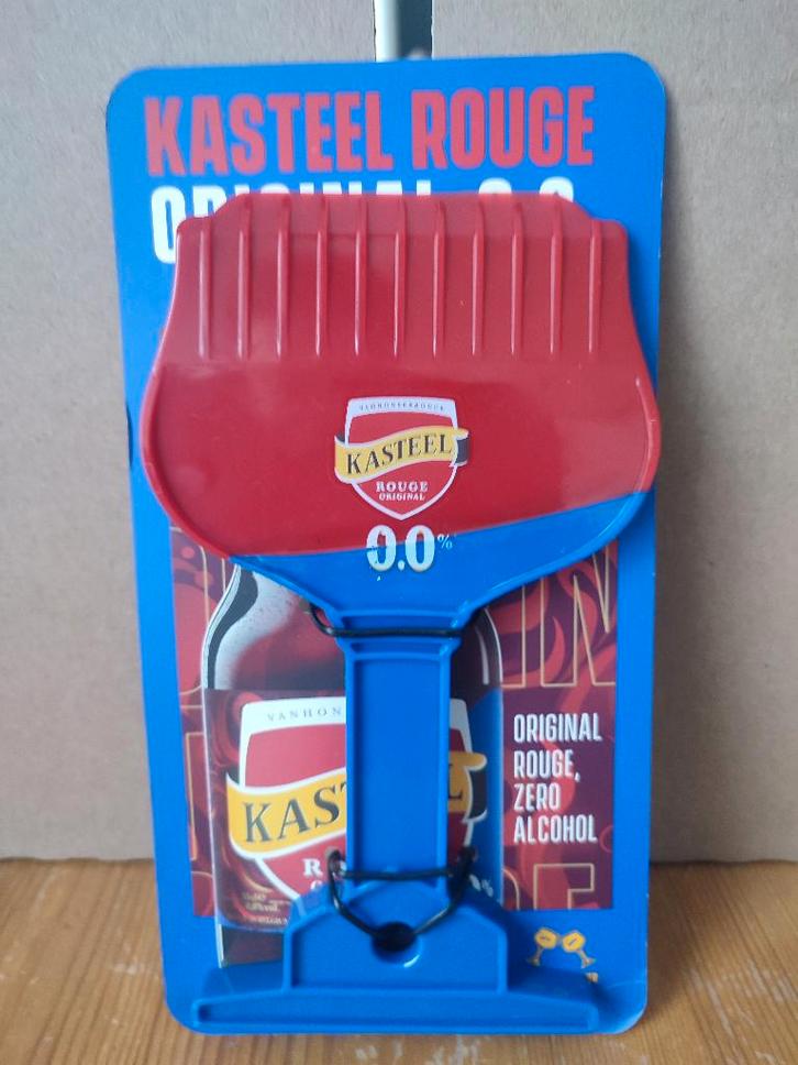 Gratoir à vitre KASTEEL ROUGE  (neuf), Autos : Divers, Accessoires de voiture, Neuf, Enlèvement ou Envoi