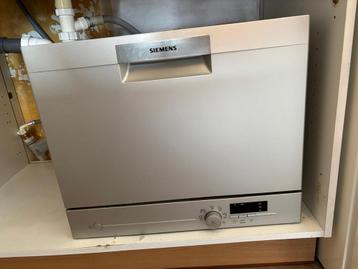 Vaatwasser tafelmodel, Elektronische apparatuur, Vaatwasmachines, Ophalen, Minder dan 85 cm, Zo goed als nieuw, Voorspoelprogramma