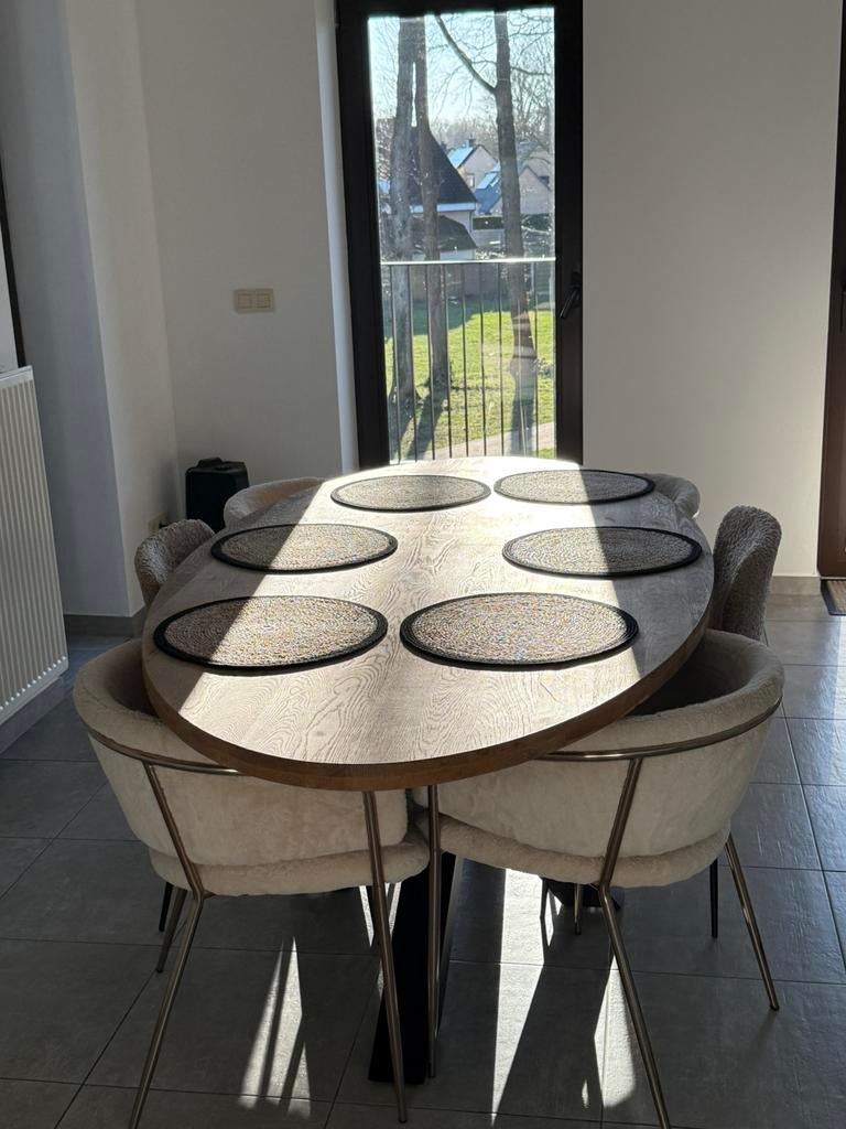 Tafel, Ophalen, Zo goed als nieuw