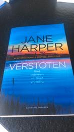 Jane Harper - Verstoten, Ophalen of Verzenden, Zo goed als nieuw, Jane Harper