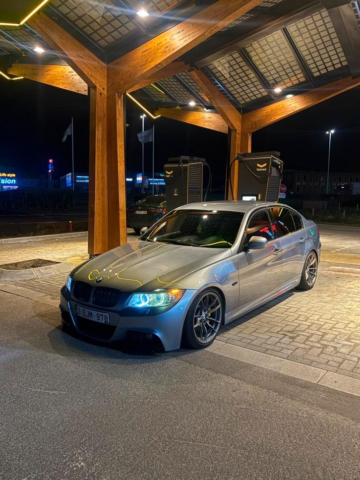 Bmw e90/330d/n57, Auto's, BMW, Particulier, 3 Reeks, Apple Carplay, Diesel, Euro 5, Stadsauto, 5 deurs, Automaat, Zwart, Leder