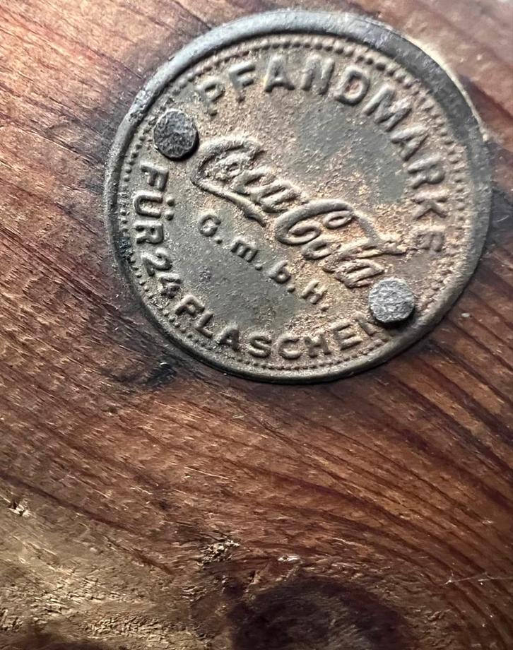 Original WWII German Coca-Cola Crate  “” Metal Token, Verzamelen, Militaria | Tweede Wereldoorlog, Overige soorten, Ophalen of Verzenden