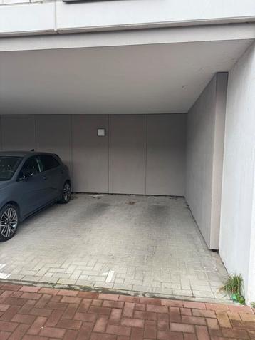 Te huur parkeerplaats Lier, Immo, Garages en Parkeerplaatsen