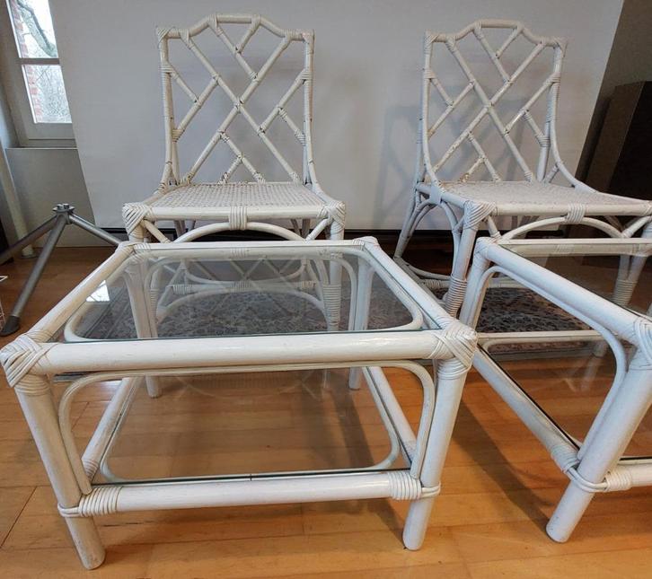 set van 2 stoelen en 2 bijzettafeltjes - Chippendale stijl, Huis en Inrichting, Stoelen, Gebruikt, Ophalen