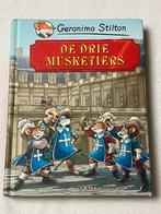 Geronimo Stilton - De drie musketiers, Boeken, Fictie algemeen, Geronimo Stilton, Ophalen of Verzenden, Zo goed als nieuw