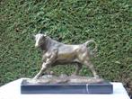 bronzen stier gesigneerd + stempel, MILO., Antiek en Kunst, Ophalen, Brons