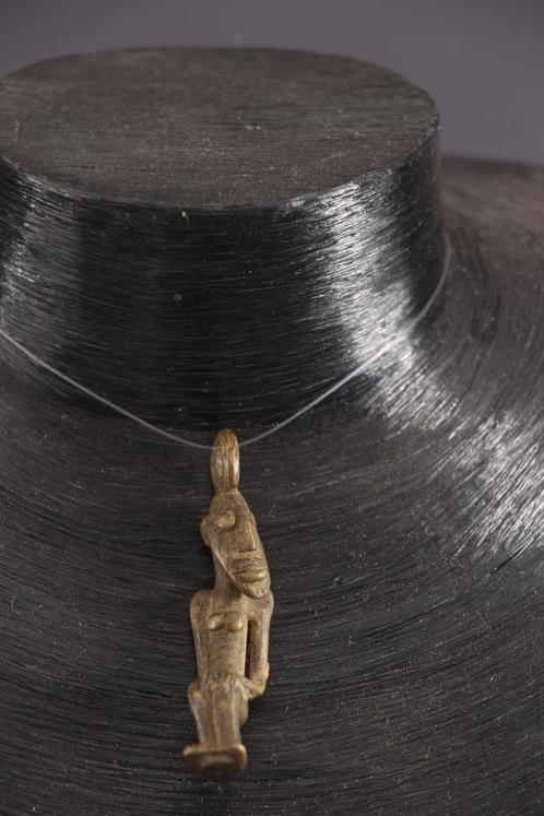 Art Africain - Pendentif Dogon en bronze, Antiquités & Art, Art | Art non-occidental, Enlèvement ou Envoi