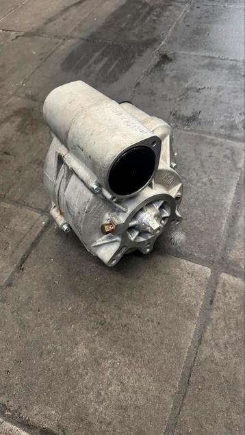 Compleet gereviseerde glader g60 beschikbaar voor biedingen