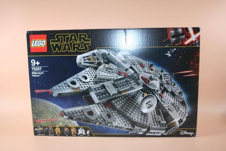 LEGO Star Wars 75257 Millennium Falcon, Kinderen en Baby's, Speelgoed | Duplo en Lego, Nieuw, Lego, Complete set, Ophalen
