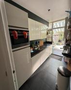 RECHTE HOOGGLANS KEUKEN 3,10M+APPARATUUR