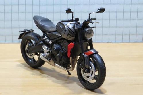 Triumph 660 Trident 1:12 welly 62209, Hobby en Vrije tijd, Modelauto's | 1:5 tot 1:12, Nieuw, Motor, 1:9 t/m 1:12, Ophalen of Verzenden