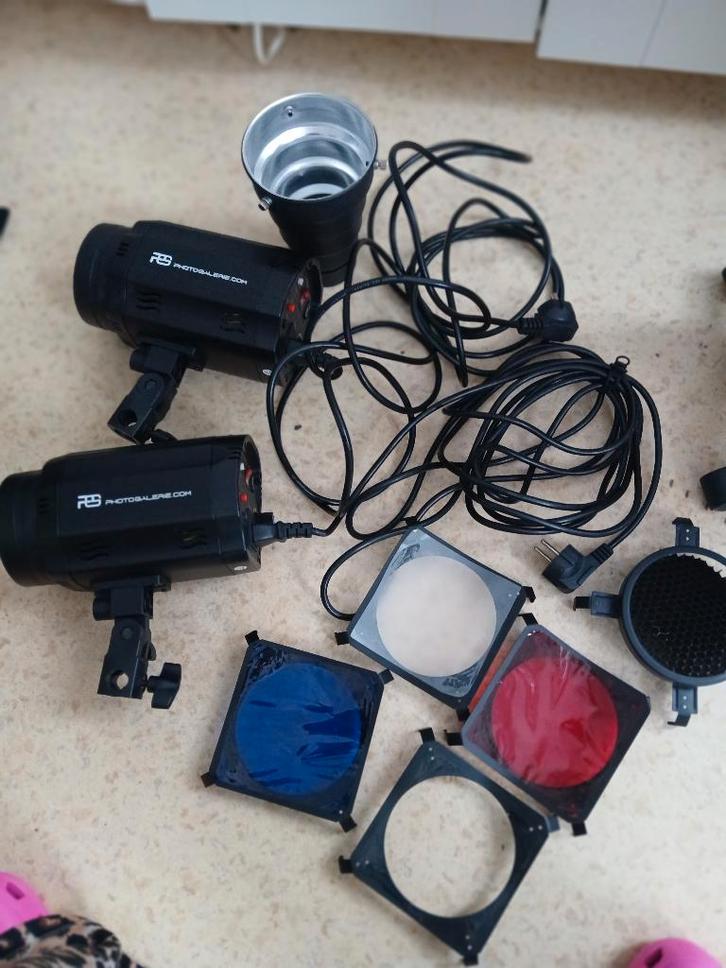 Studioverlichtingsset met accessoires, Audio, Tv en Foto, Fotografie | Fotostudio en Toebehoren, Gebruikt, Lamp of Flitsset, Ophalen