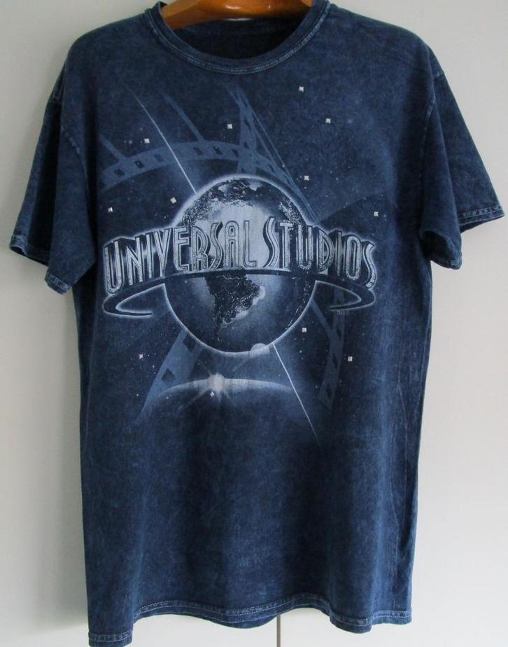 T-shirt “Universal Studios” maat L - OPRUIM, Kleding | Heren, T-shirts, Zo goed als nieuw, Maat 52/54 (L), Blauw, Ophalen of Verzenden