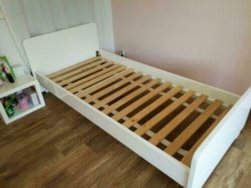 WoodWork Belgium / Lit blanc 1 place 200 cm x 90 cm, Huis en Inrichting, Slaapkamer | Bedden, Zo goed als nieuw, Eenpersoons, 90 cm