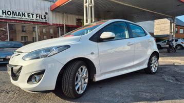 MAZDA 2 DE 2012 ESSENCE 1.5   PACK SPORT, Autos, Achat, Boîte manuelle, Noir, 5 portes