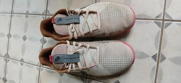 Nike hyperlift beschikbaar voor biedingen