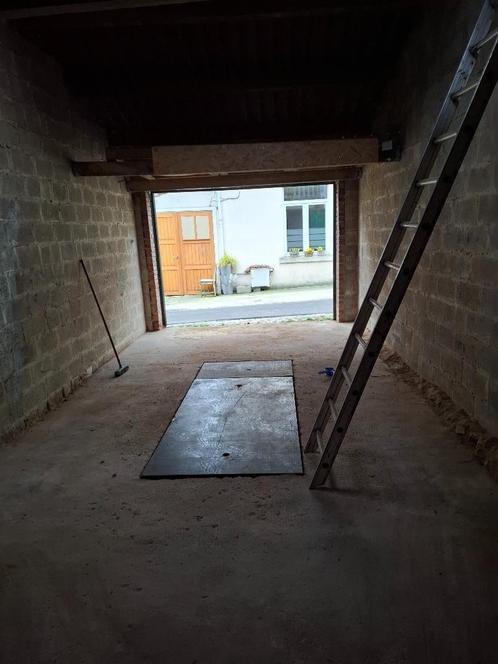 Opslagruimte of grote garage te koop in Jodoigne, Immo, Huizen te huur, Provincie Waals-Brabant, Overige soorten, Direct bij eigenaar