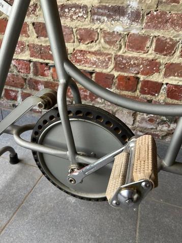 VINTAGE - hometrainer - deco beschikbaar voor biedingen