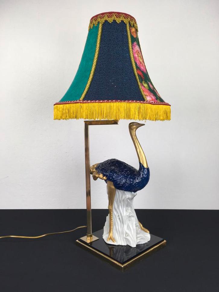 Vintage 1970s Tafellamp met Porseleinen Stuisvogelbeeld, Antiek en Kunst, Antiek | Verlichting, Ophalen